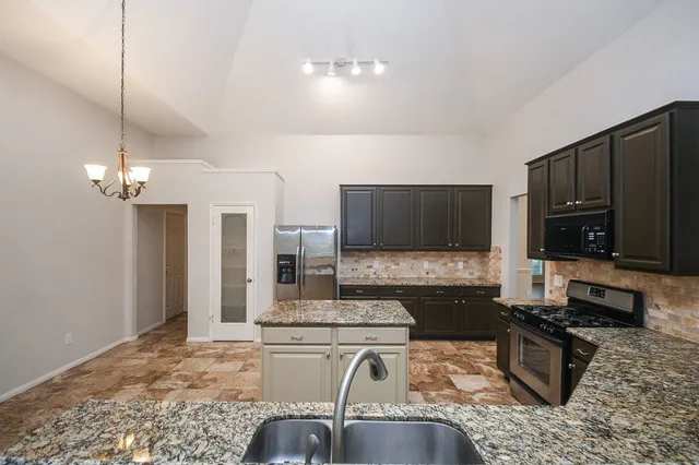 $2,600 | 2218 Millerton Lane, Katy, TX 77450