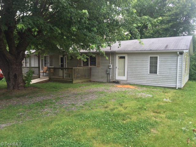 910 Oakley Ridge Road North Wilkesboro, NC 28659 - Photo 1 of 3 Main View