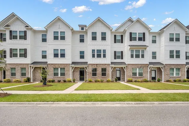 $2,400 | 5156 Double Eagle Loop, Summerville, SC 29485