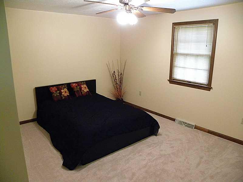 1395 Paxton Farm Road Washington, PA 15301 - Photo 13 of 16 Bedroom.