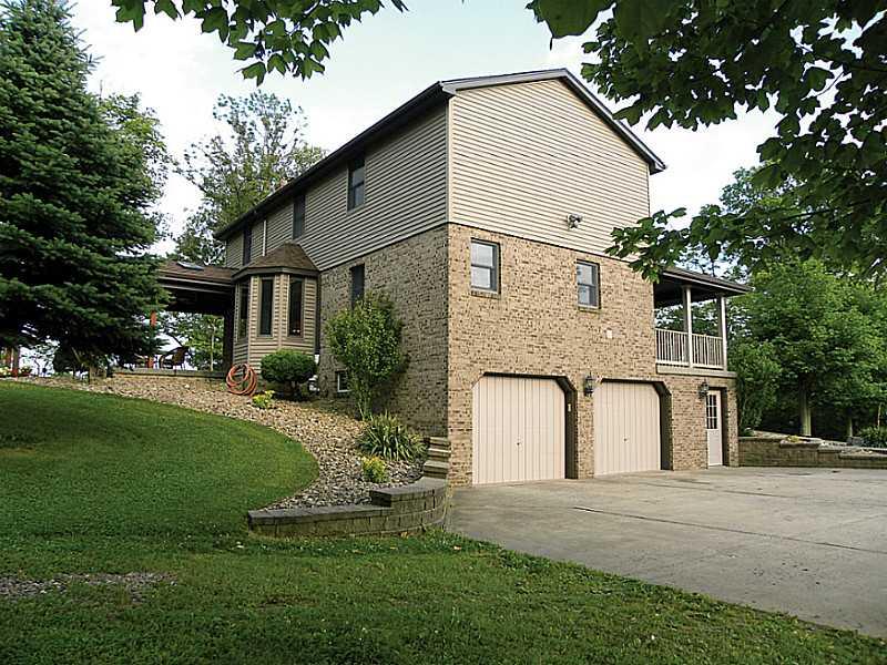 1395 Paxton Farm Road Washington, PA 15301 - Photo 16 of 16 Exterior Back.