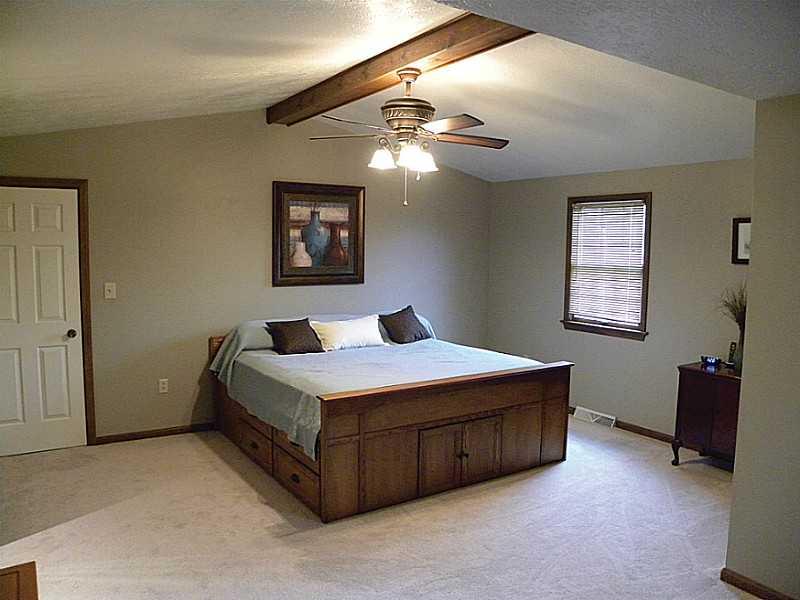 1395 Paxton Farm Road Washington, PA 15301 - Photo 10 of 16 Master Bedroom.