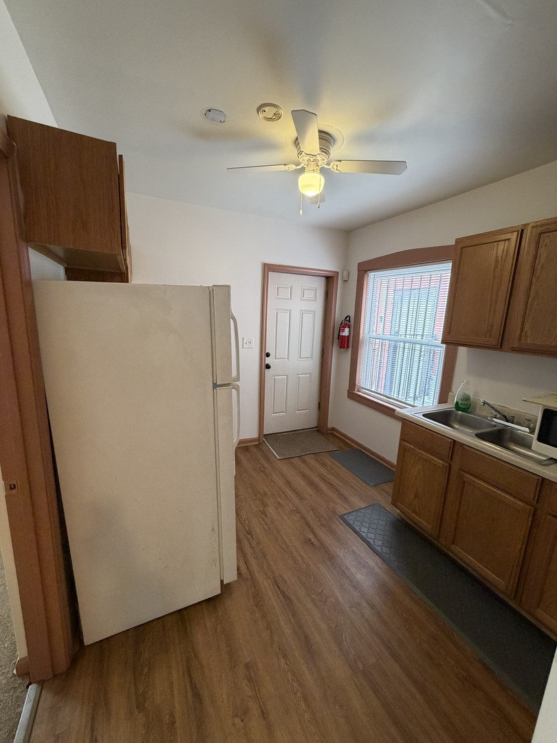 7402 South Racine Avenue, Unit 3 Chicago, IL 60636 - Photo 10 of 11