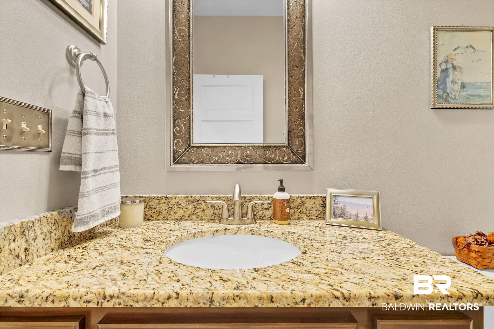 20105 Bunker Loop Fairhope, AL 36532 - Photo 42 of 65 Bathroom