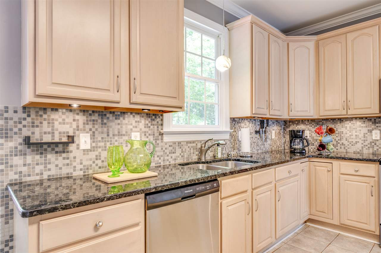 11921 Larka Court Raleigh, NC 27613 - Photo 10 of 30 Kitchen
