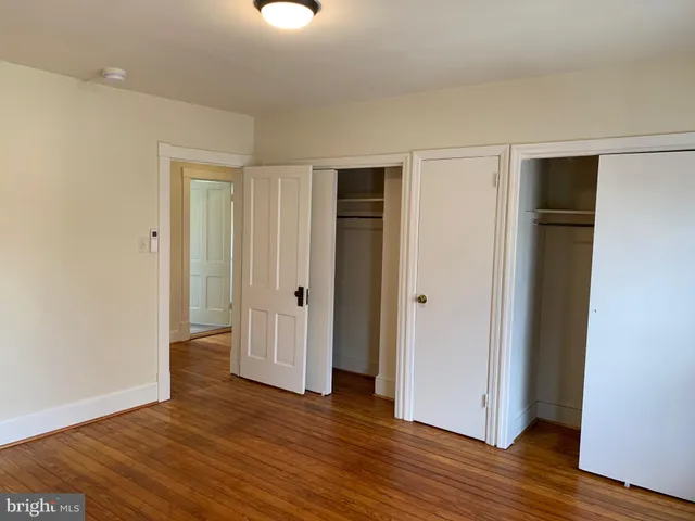 $1,400 | 130 East German Street, Unit 201, Shepherdstown, WV 25443