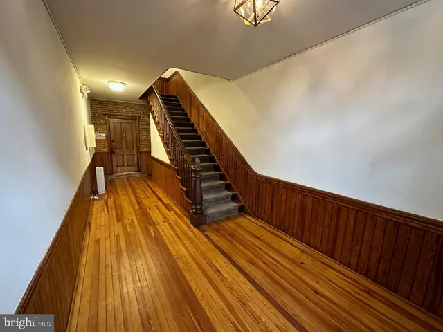 $1,400 | 130 East German Street, Unit 201, Shepherdstown, WV 25443