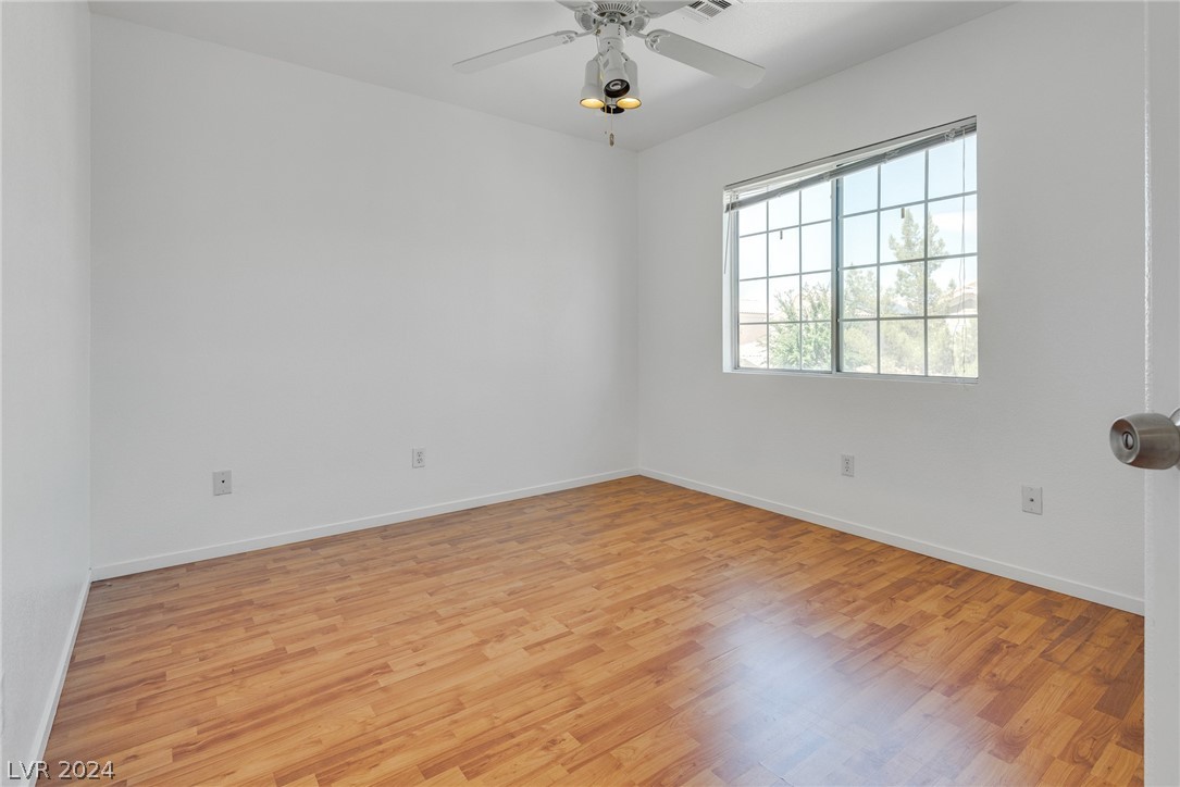 5985 Aimless Street Henderson, NV 89011 - Photo 13 of 25