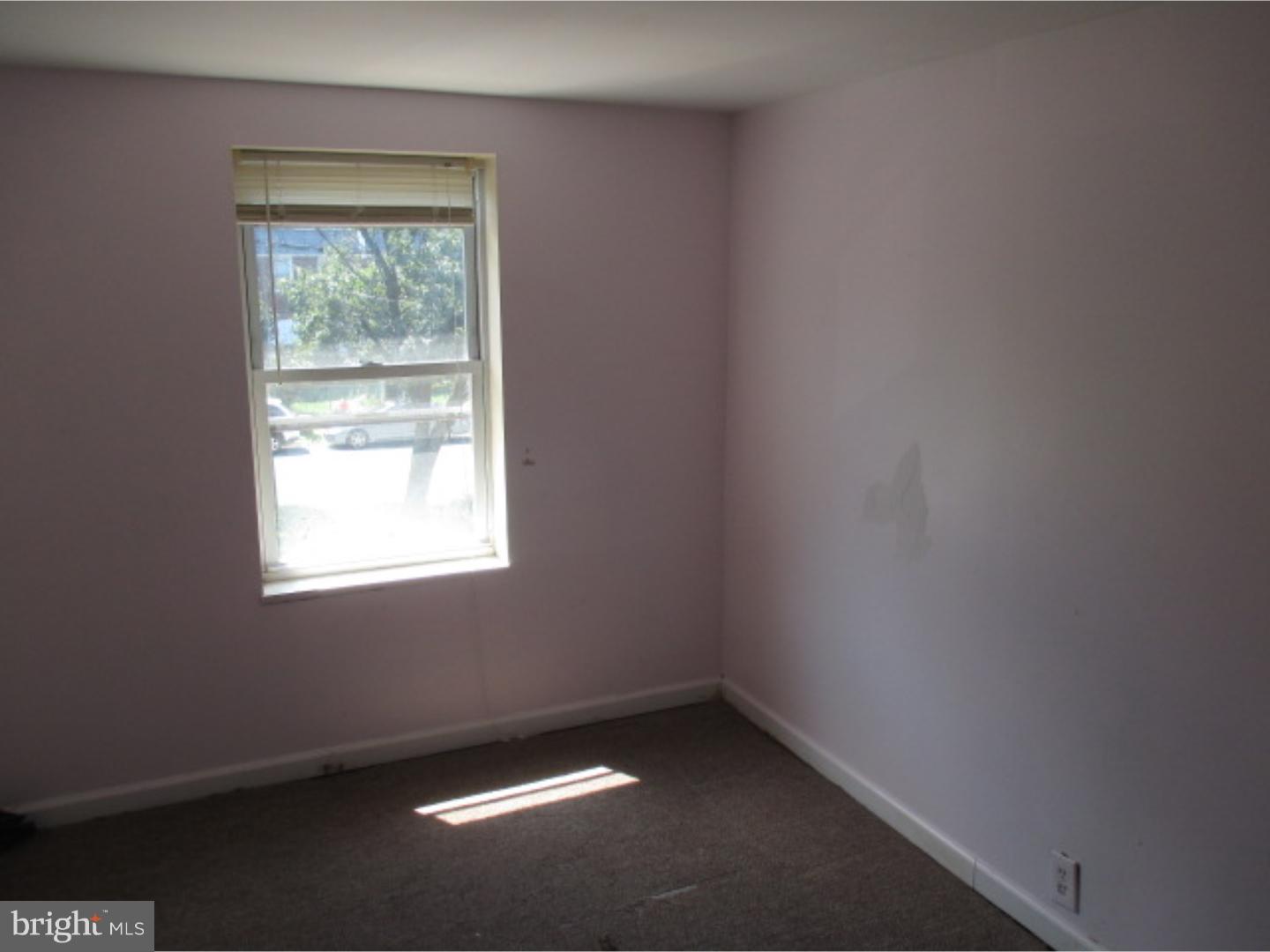 1011 Collings Road Camden, NJ 08104 - Photo 3 of 9