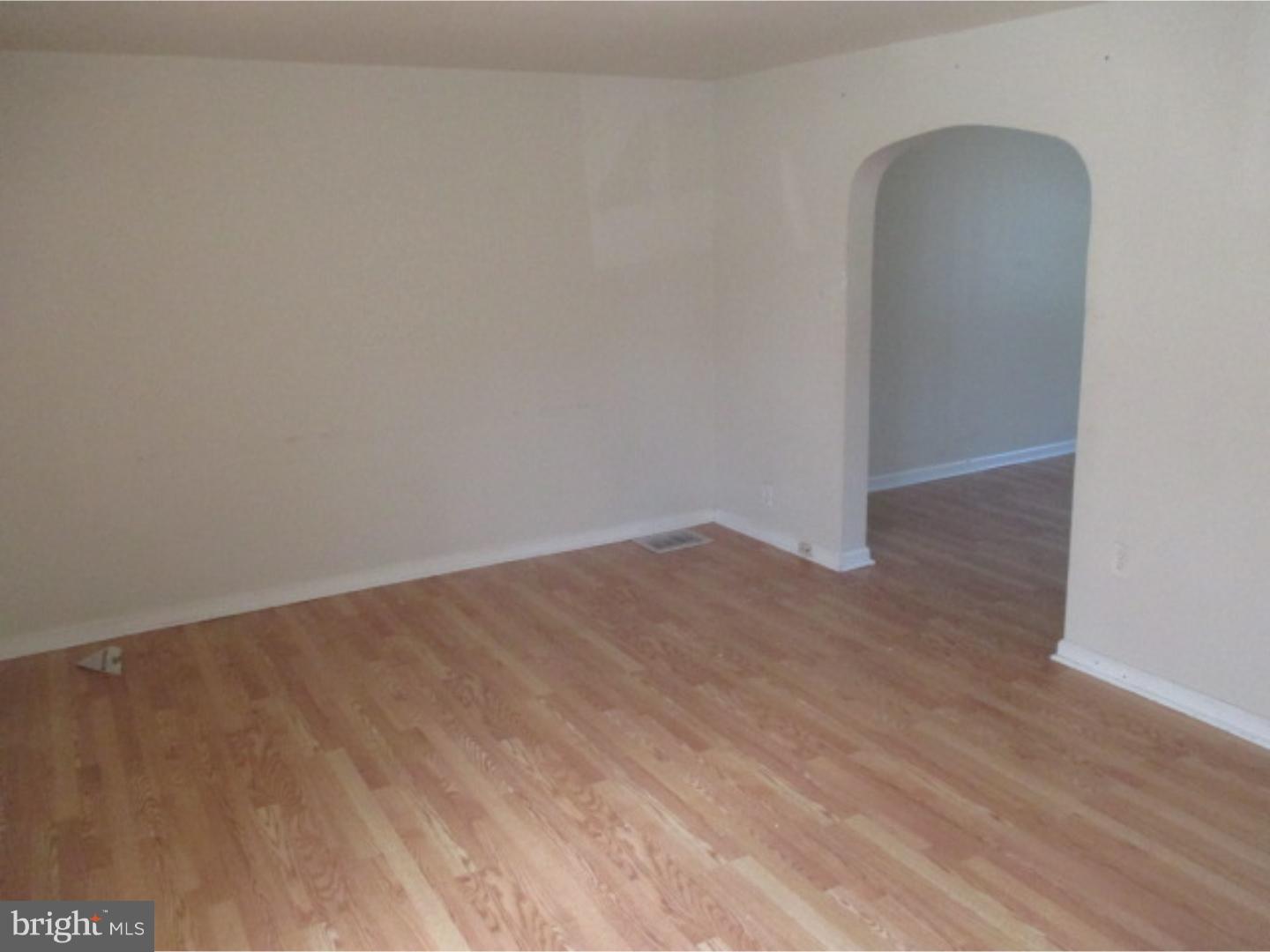1011 Collings Road Camden, NJ 08104 - Photo 7 of 9