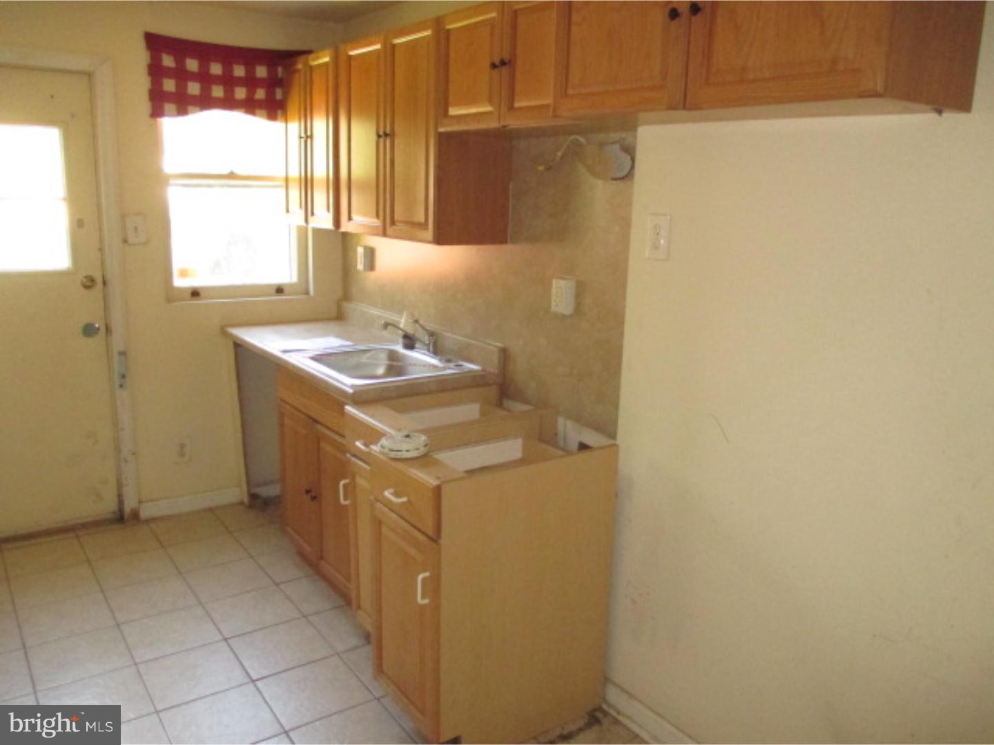 1011 Collings Road Camden, NJ 08104 - Photo 9 of 9
