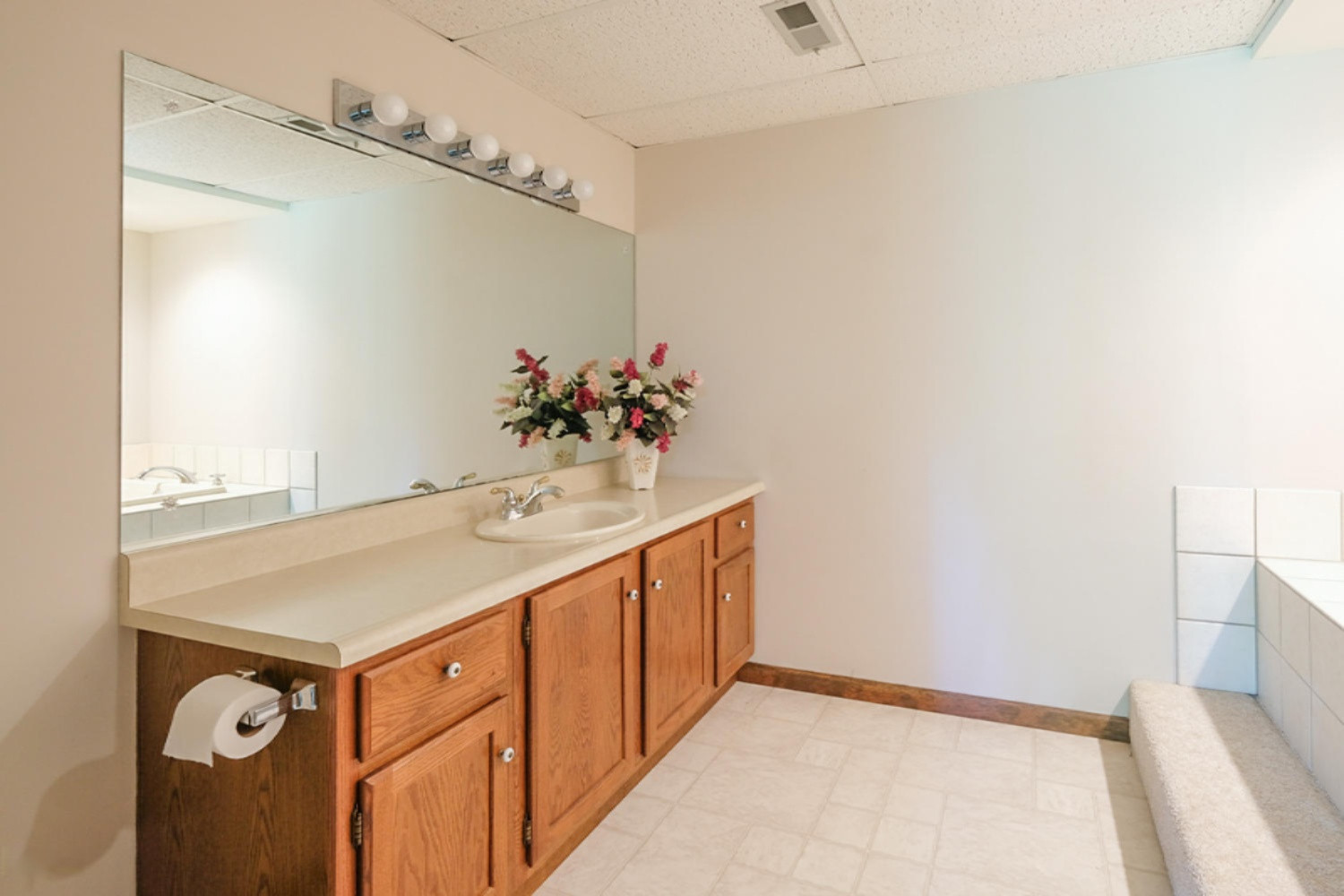 190 Hidden Forest Road Battle Creek, MI 49014 - Photo 18 of 23 190 Hidden Forest-23