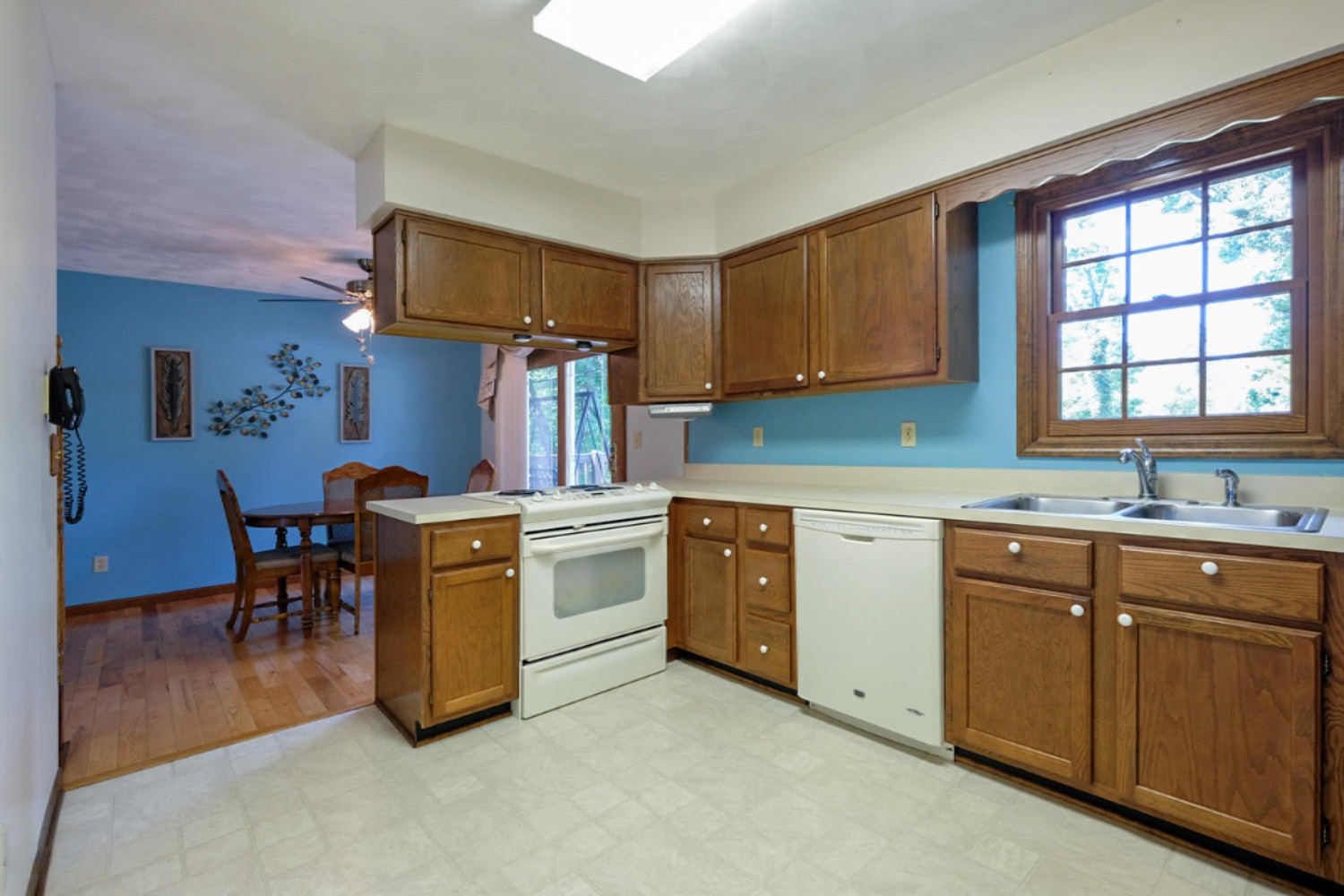 190 Hidden Forest Road Battle Creek, MI 49014 - Photo 7 of 23 190 Hidden Forest-9