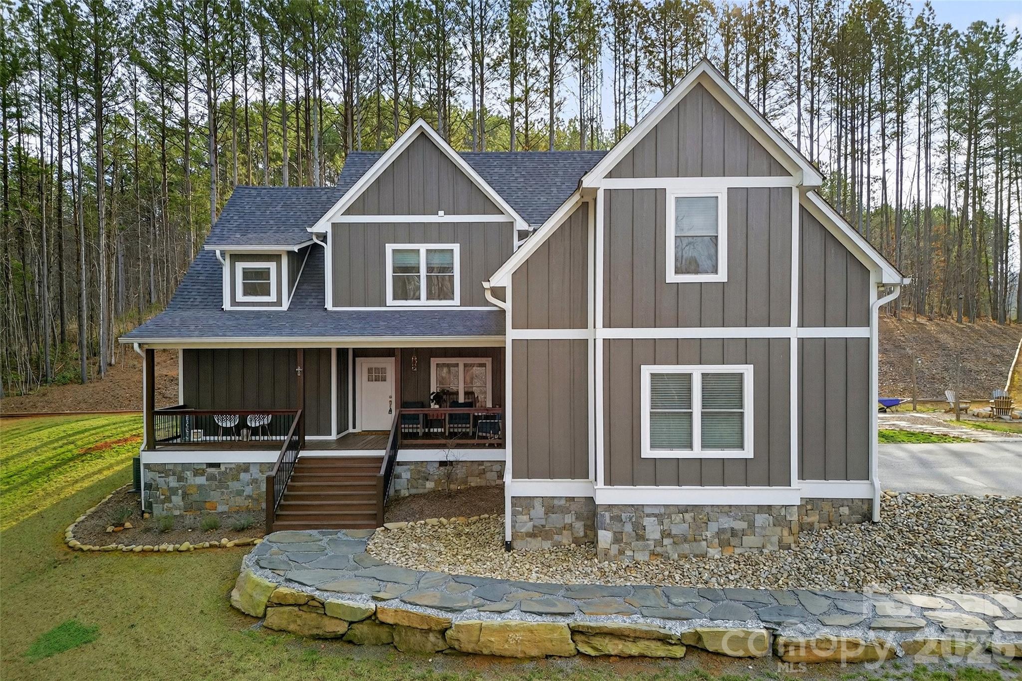 201 Wright Road Marion, NC 28752 - Photo 1 of 48