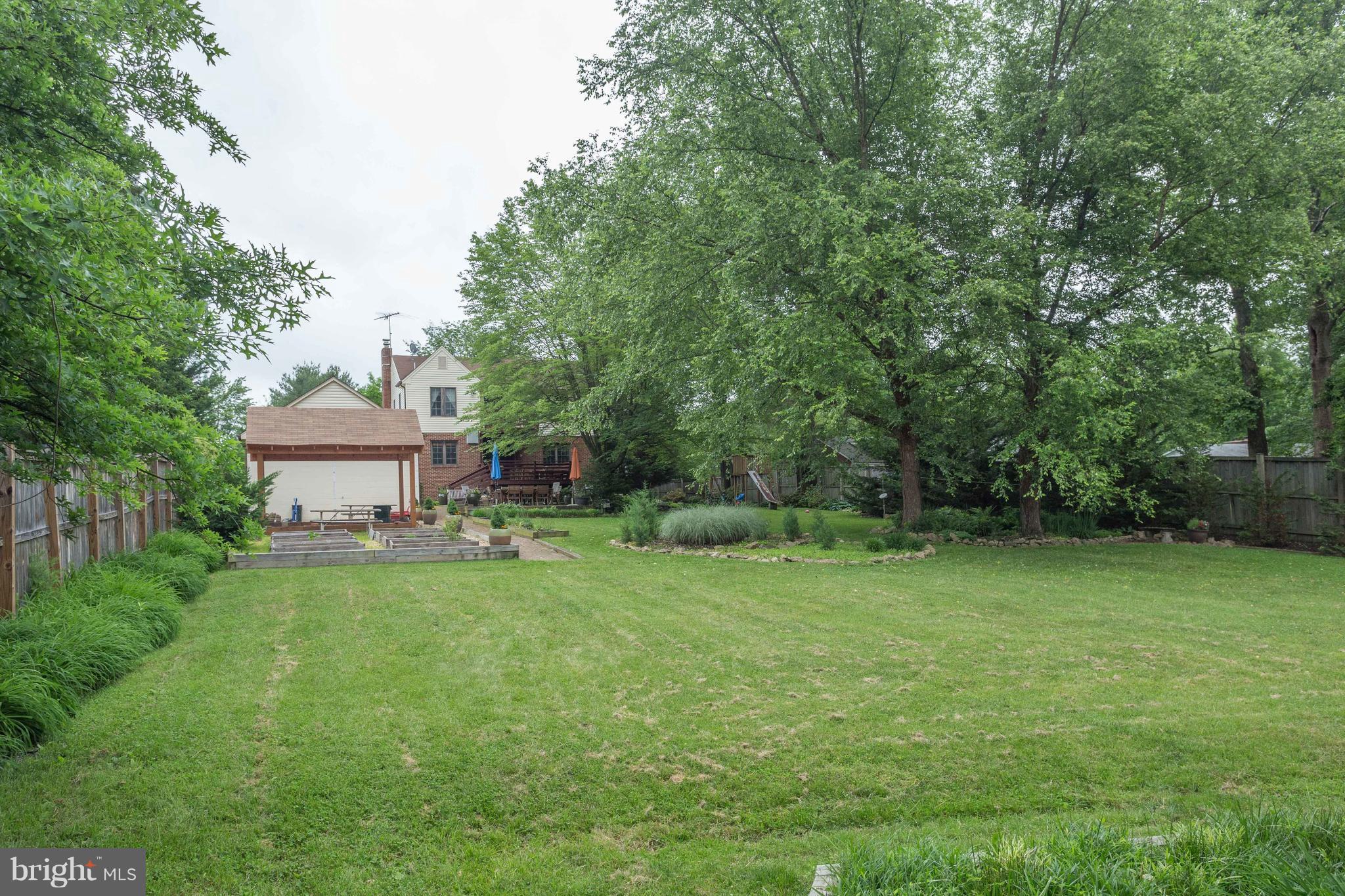 4016 Trapp Road Fairfax, VA 22032 - Photo 28 of 29 Exterior (Rear)
