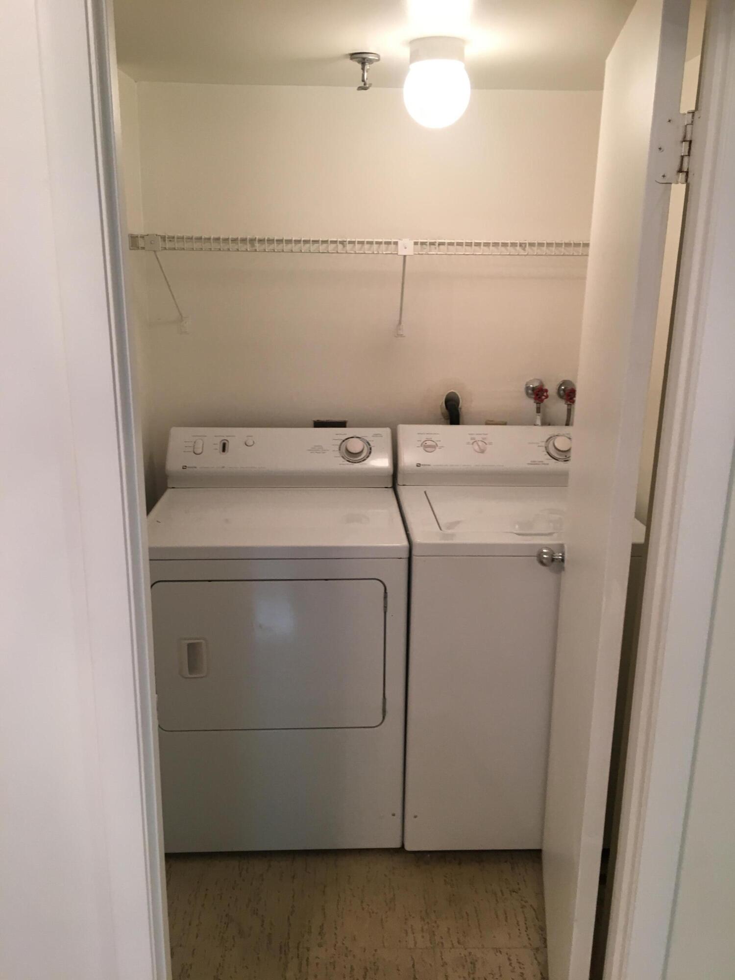5280 Northwest 2nd Avenue, Unit 213 Boca Raton, FL 33487 - Photo 9 of 17 5280 213 laundry