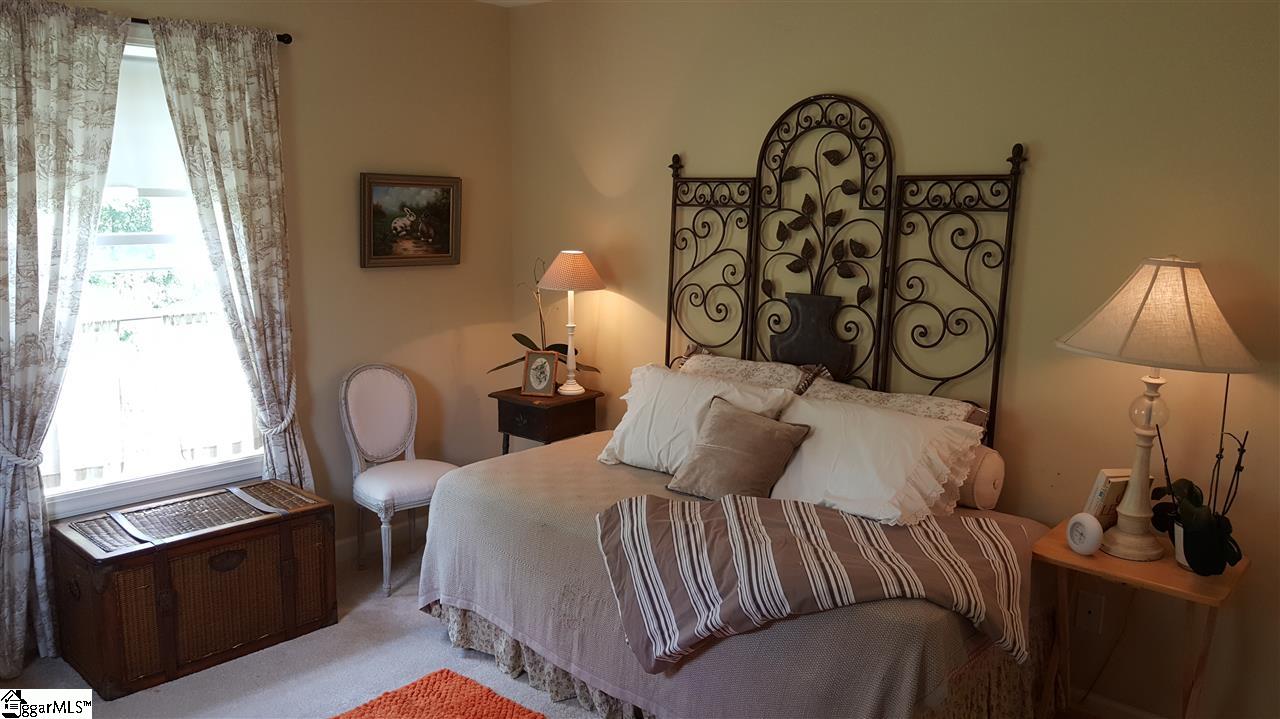 705 Anderson Road Greenville, SC 29601 - Photo 13 of 27 Gallery Image 13