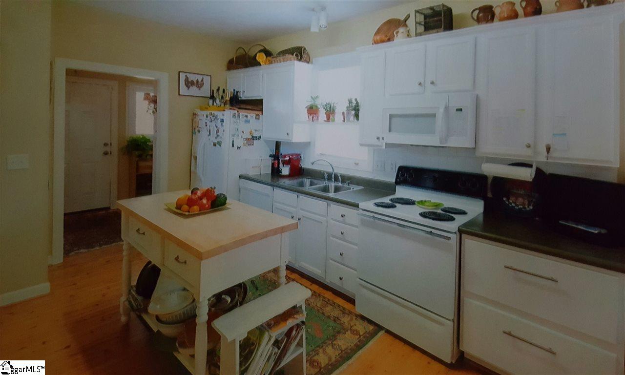 705 Anderson Road Greenville, SC 29601 - Photo 8 of 27 Gallery Image 8