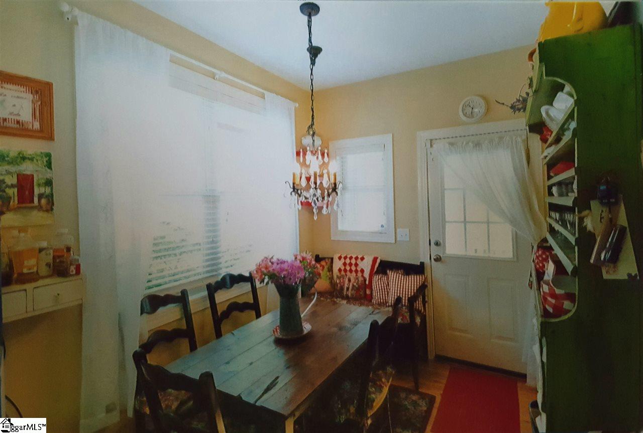 705 Anderson Road Greenville, SC 29601 - Photo 9 of 27 Gallery Image 9