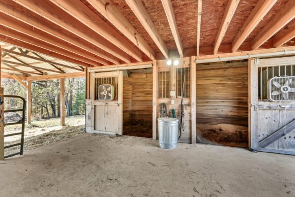 2753 Jarrell Ridge Road Clarksville, TN 37043 - Photo 59 of 63 Gallery Image 59