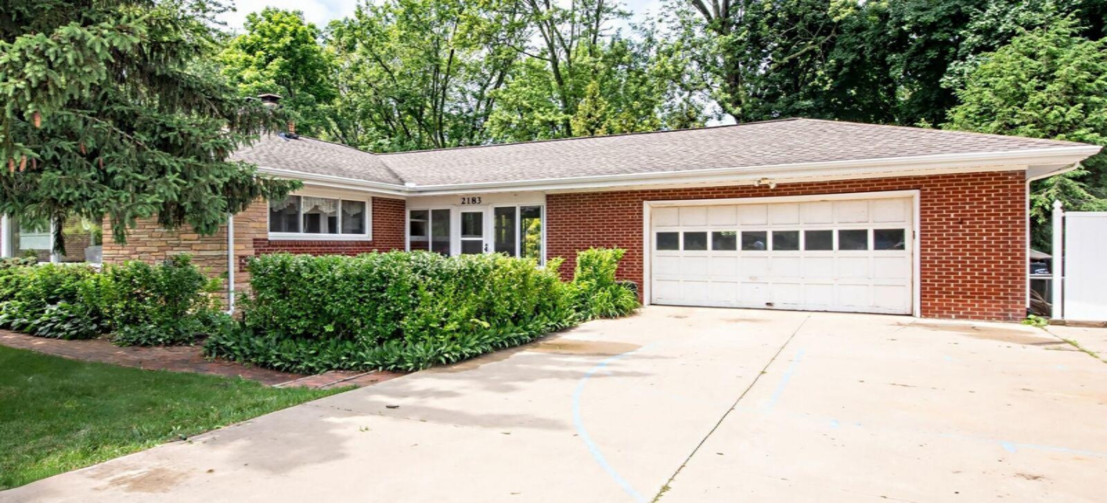 2183 Brown School Road St. Joseph, MI 49085 - Photo 3 of 35 DSC01526_pe_preview.jpeg