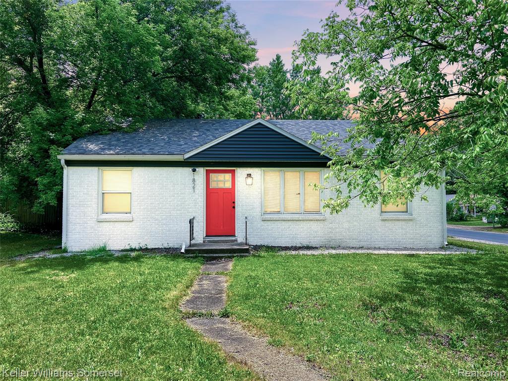 1821 Nazareth Road Kalamazoo, MI 49048 - Photo 1 of 20