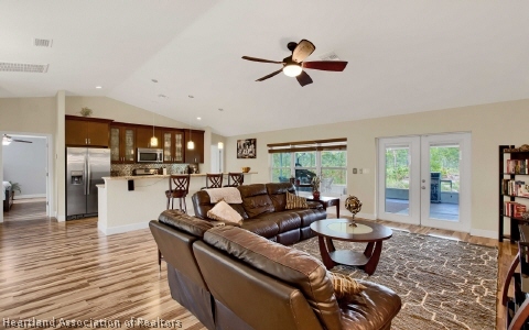 4210 Singer Street Sebring, FL 33872 - Photo 14 of 20 Gallery Image 14