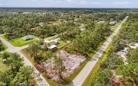 4210 Singer Street Sebring, FL 33872 - Photo 7 of 20 Gallery Image 7
