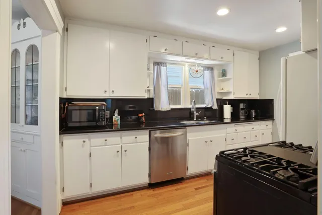 $489,900 | 1128 West Walnut Street, Stockton, CA 95203