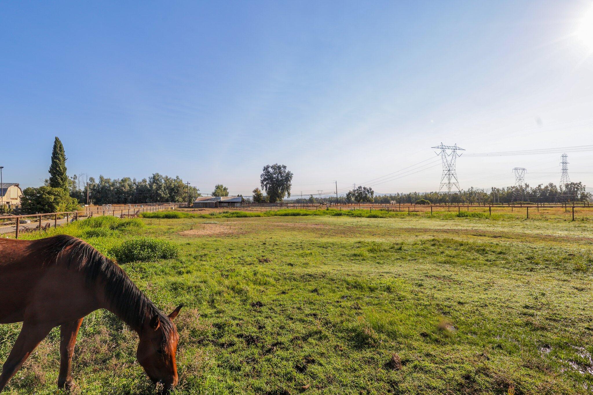 5078 Balls Ferry Road Anderson, CA 96007 - Photo 51 of 113 29-web-or-mls-8K3A7703