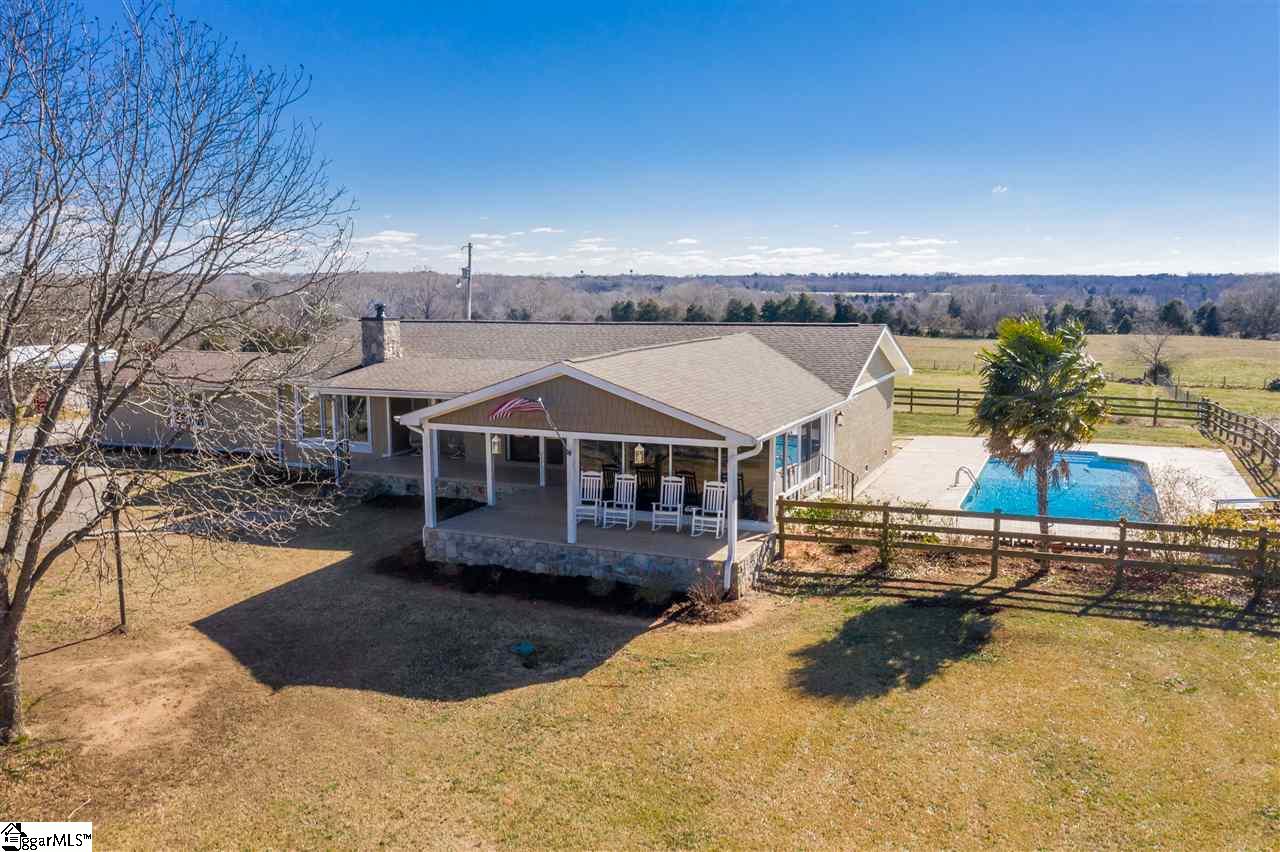 625 Johnny Long Road Iva, SC 29655 - Photo 1 of 27