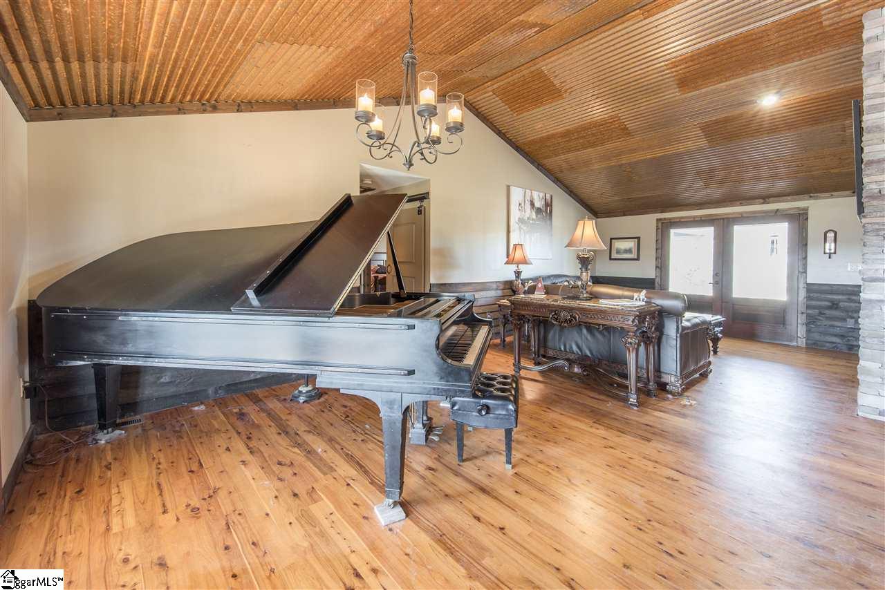 625 Johnny Long Road Iva, SC 29655 - Photo 11 of 27