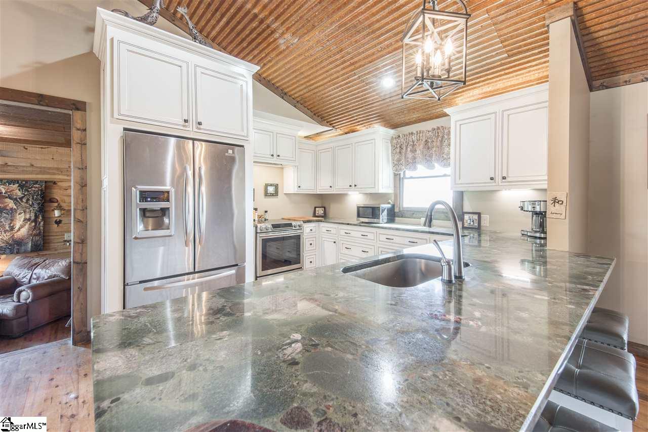 625 Johnny Long Road Iva, SC 29655 - Photo 8 of 27