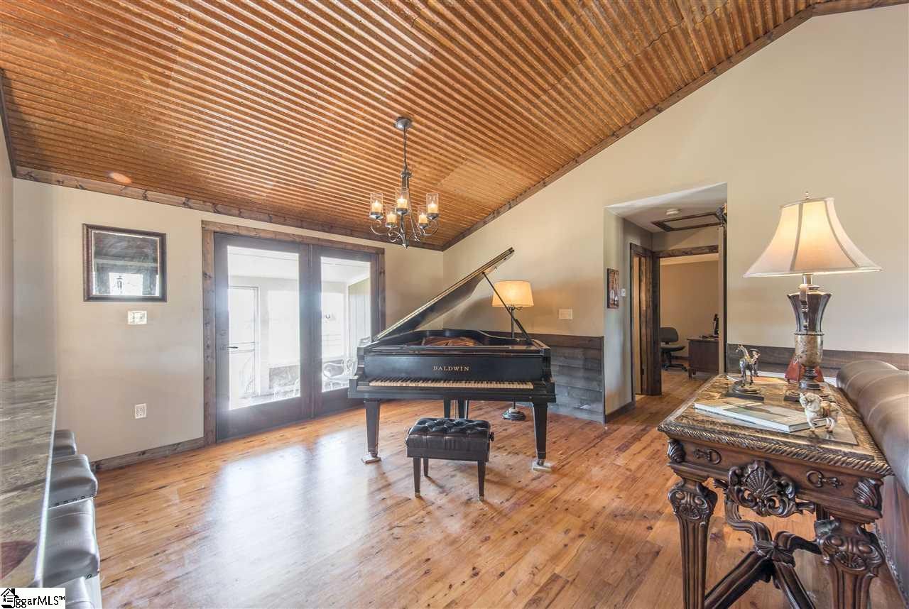 625 Johnny Long Road Iva, SC 29655 - Photo 10 of 27