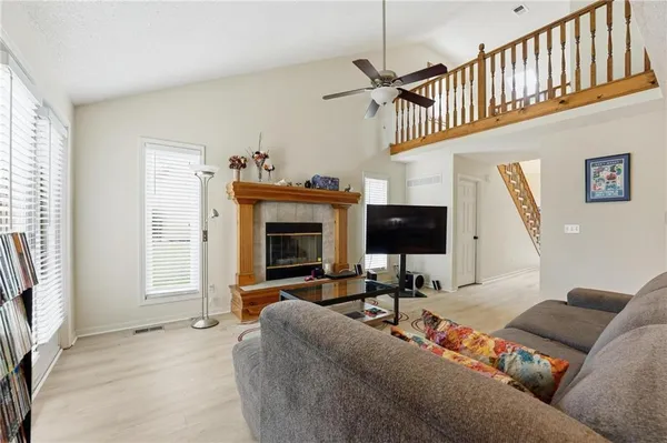 $300,000 | 8205 Northwest Bradford Court, Kansas City, MO 64151