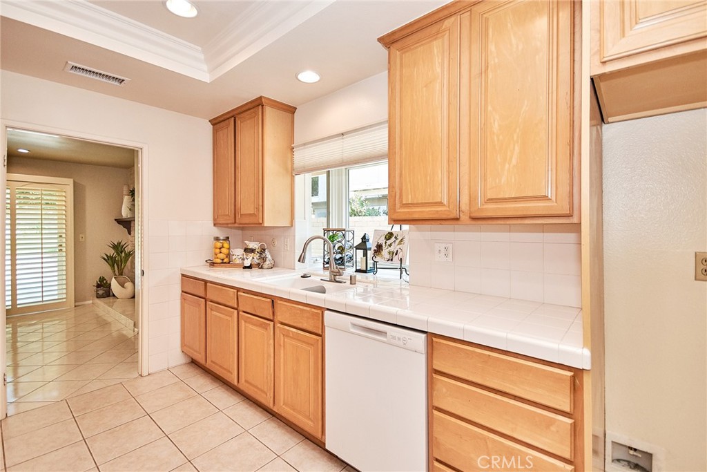 3830 Madonna Drive Fullerton, CA 92835 - Photo 16 of 52