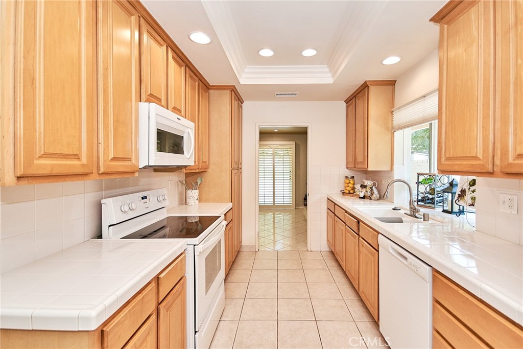 3830 Madonna Drive Fullerton, CA 92835 - Photo 17 of 52