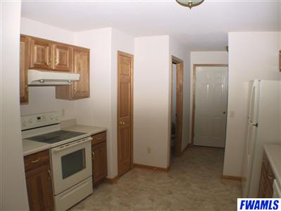 14912 Firethorne Path Fort Wayne, IN 46814 - Photo 4 of 11 Gallery Image 4