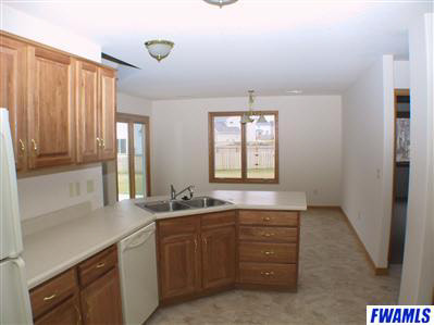 14912 Firethorne Path Fort Wayne, IN 46814 - Photo 5 of 11 Gallery Image 5