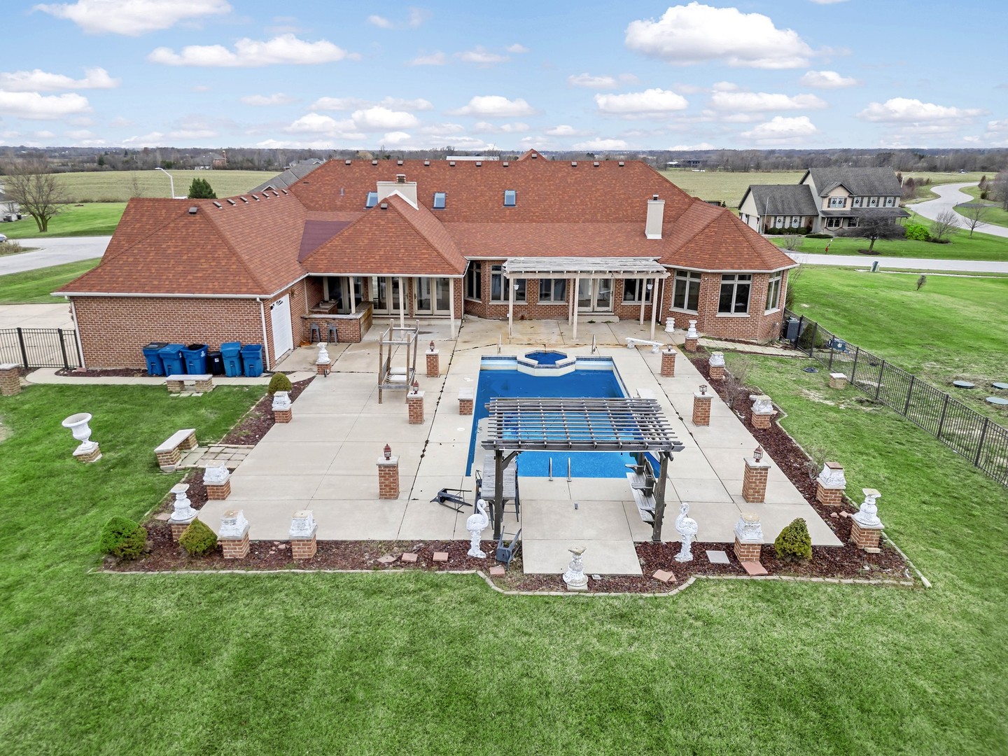 26711 South Anna Lane Monee, IL 60449 - Photo 5 of 43 an aerial view of a house with a garden and a yard