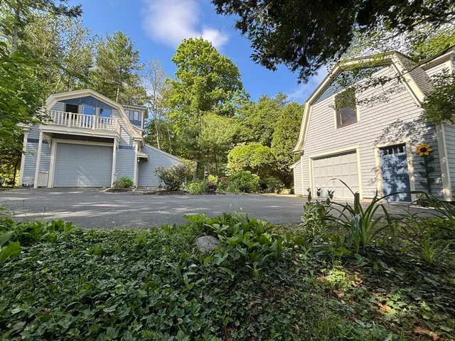 $977,000 | 13 Pine Bluff, Lakeville, MA 02347