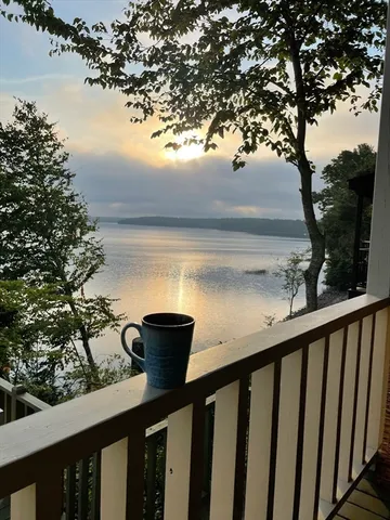 $977,000 | 13 Pine Bluff, Lakeville, MA 02347