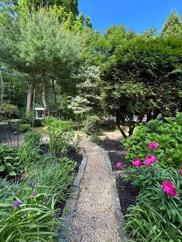 $977,000 | 13 Pine Bluff, Lakeville, MA 02347