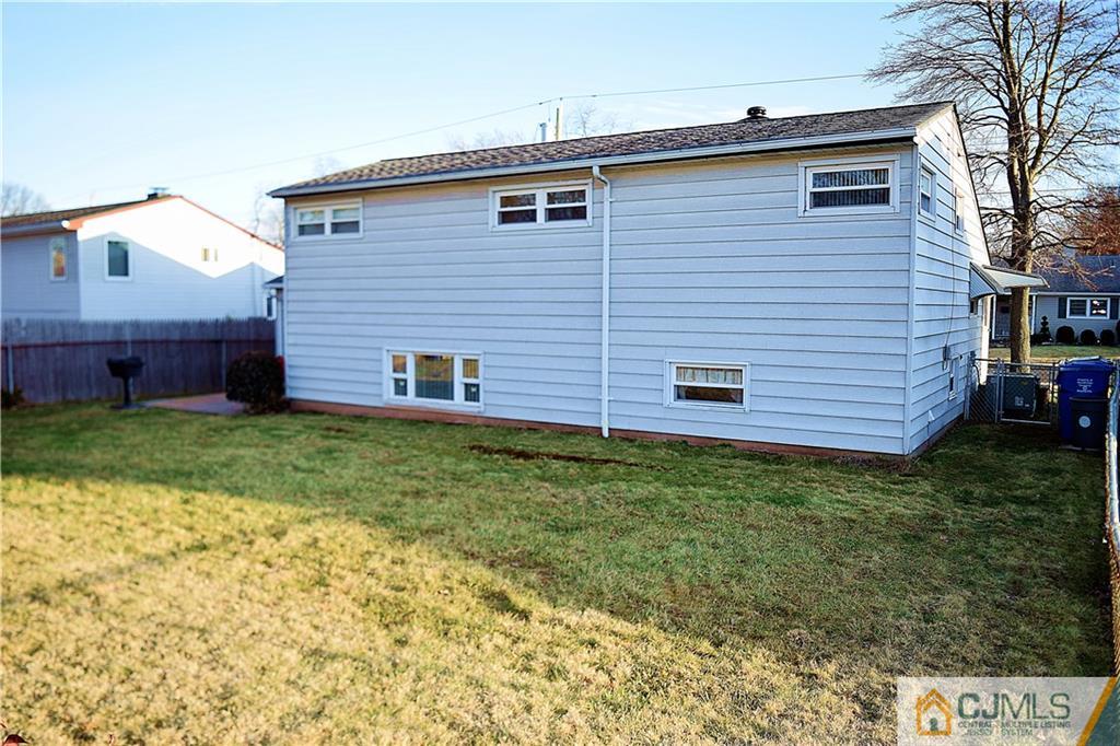62 Westminster Road Colonia, NJ 07067 - Photo 12 of 13 Gallery Image 12