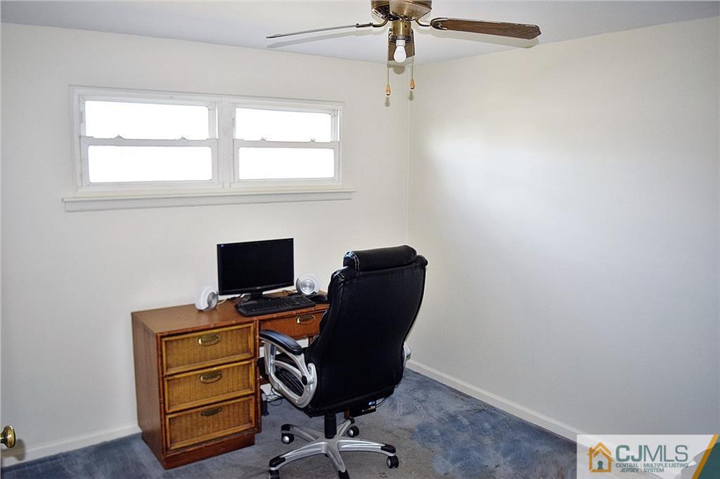 62 Westminster Road Colonia, NJ 07067 - Photo 9 of 13 Gallery Image 9