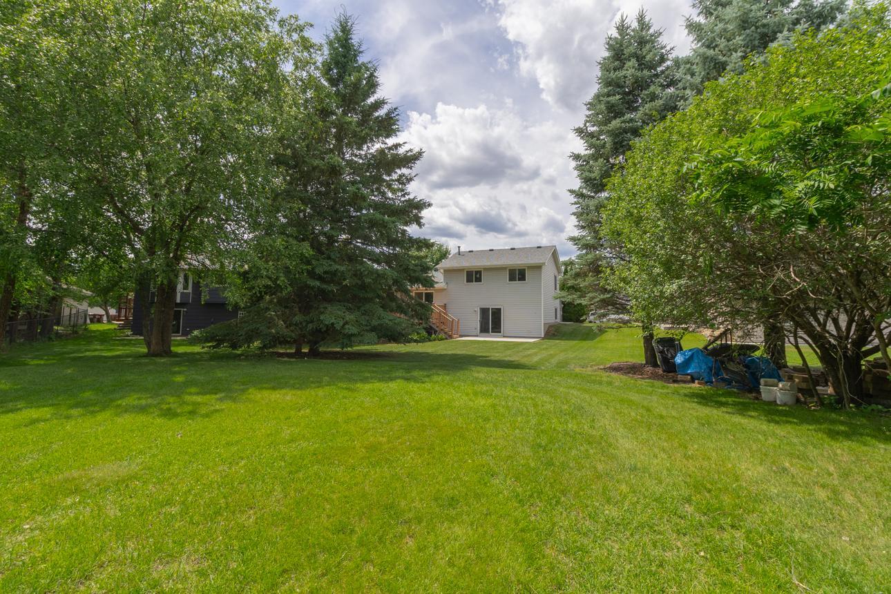 4693 Heather Ridge Road North St. Paul, MN 55128 - Photo 32 of 39