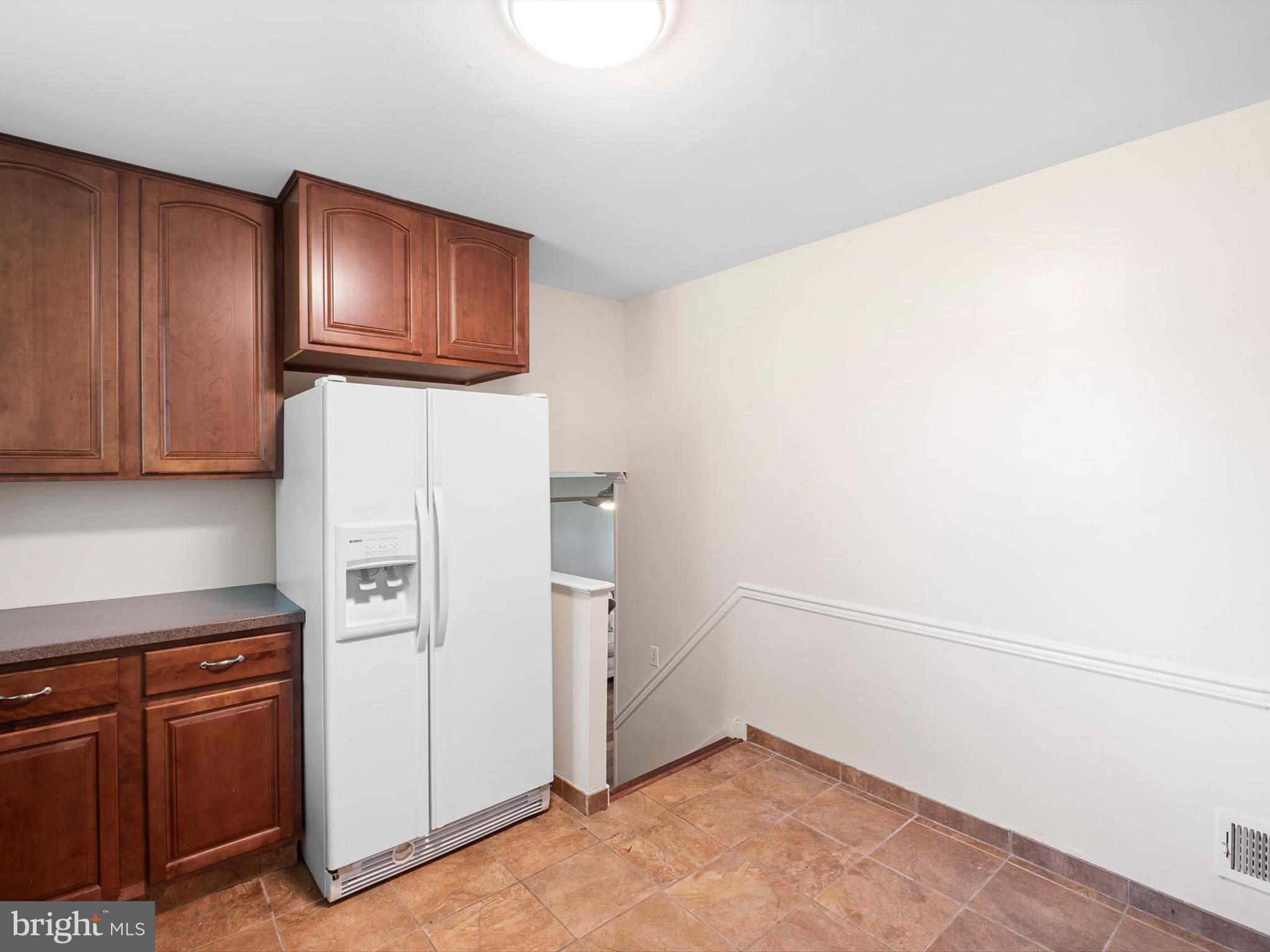 508 Garrick Road Hockessin, DE 19707 - Photo 11 of 25 a view of cabinets and entryway