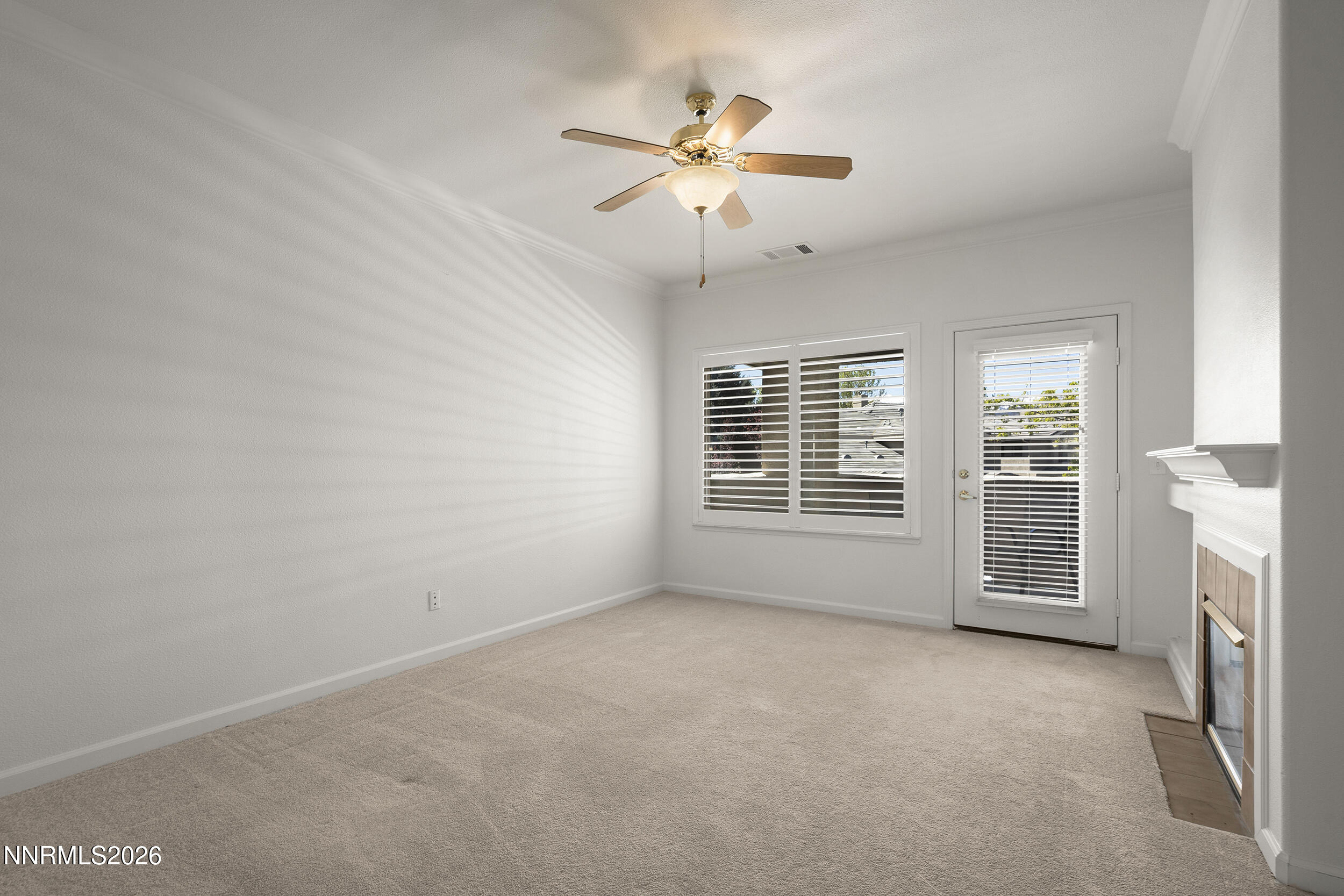 900 South Meadows Parkway, Unit 4422 Reno, NV 89521 - Photo 6 of 33 5-print-_DSC0367