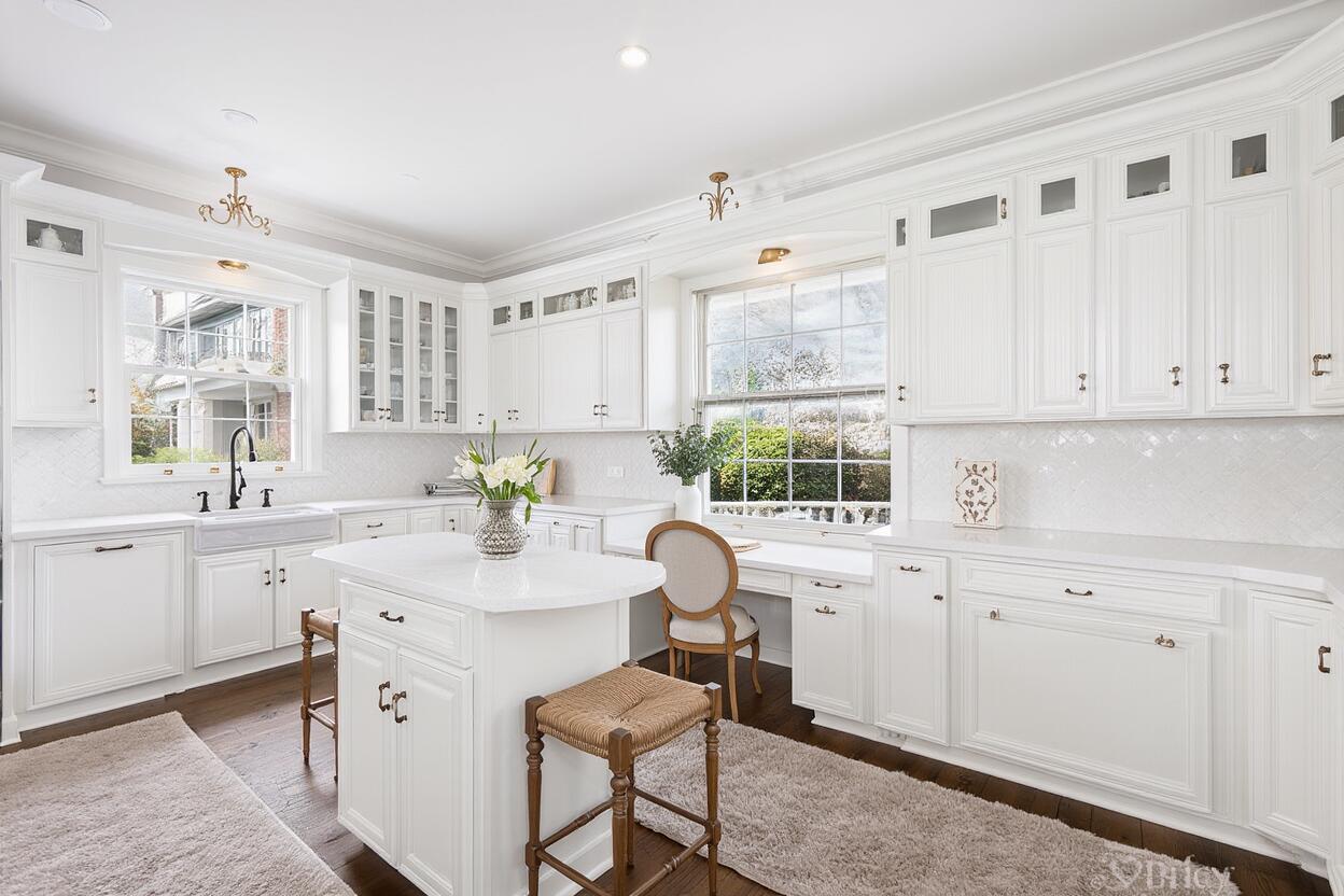 36 Country Road Boynton Beach, FL 33436 - Photo 22 of 51 Virtually Staged Kitchen