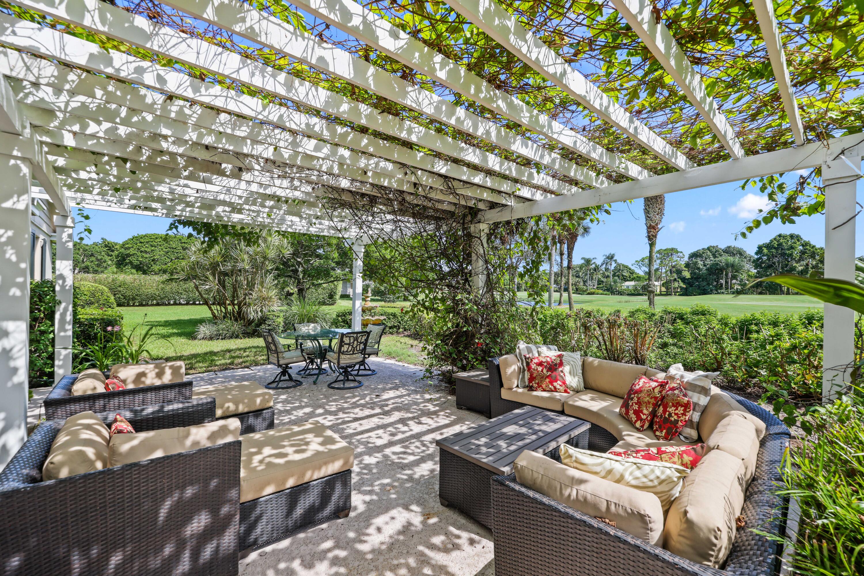 36 Country Road Boynton Beach, FL 33436 - Photo 35 of 51 Patio